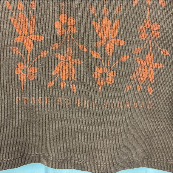 Pre-Owned Hollister Junior Brown Graphic Tank Top, Size S - Picture 3 of 10